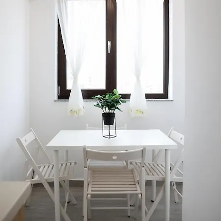 Vitan Oasis - Sun --free Parking--self Check-in-- Apartment